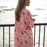 ‘Olu Breeze Tunic (Ulu Palaka / Brown Hibiscus - Merrie Monarch Release)-Guava &amp; Co.