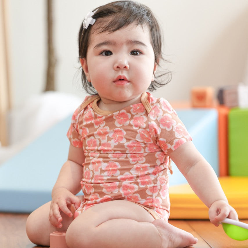 Snuggle-me Onesie-Guava &amp; Co.